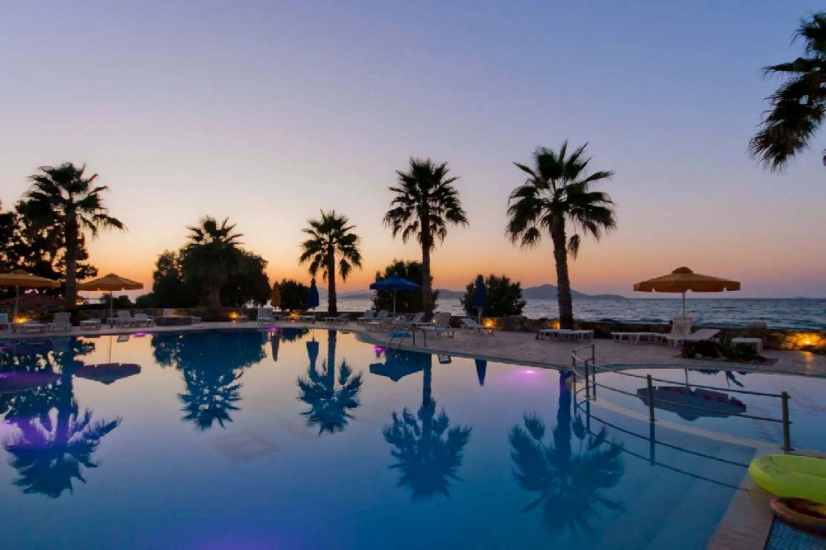 Irina Beach Hotel