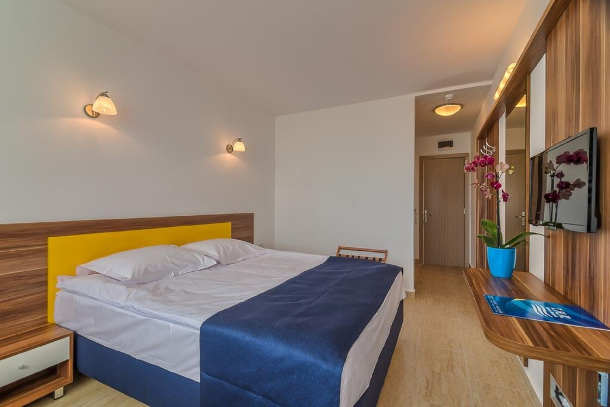 HOTEL NARCIS