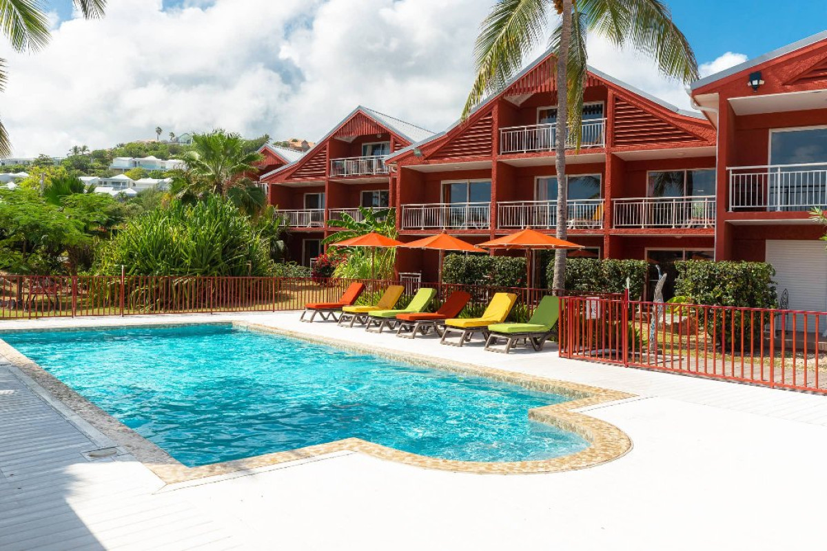 Palm Court Hotel Ep