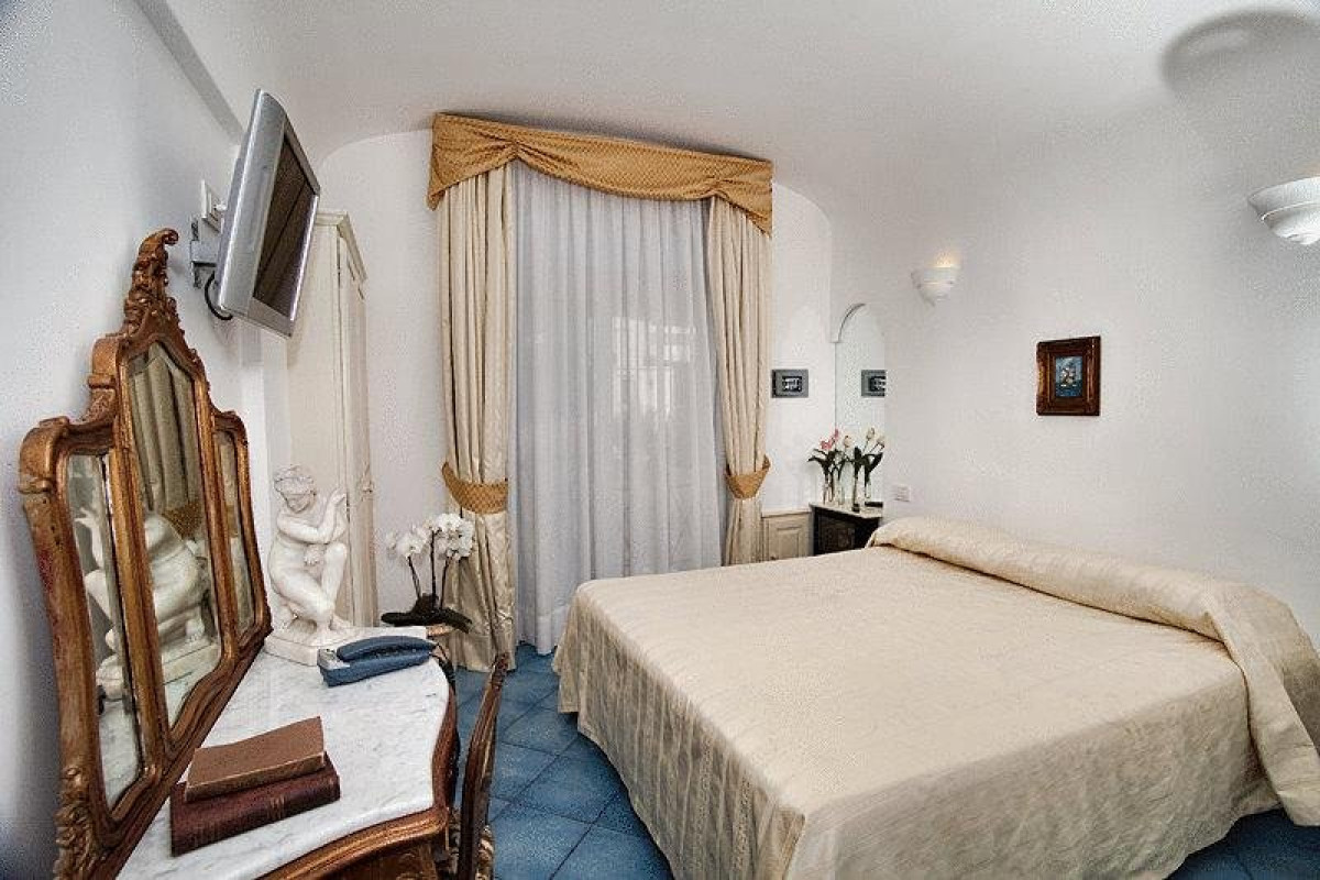 Bussola di Hermes - fara transfer