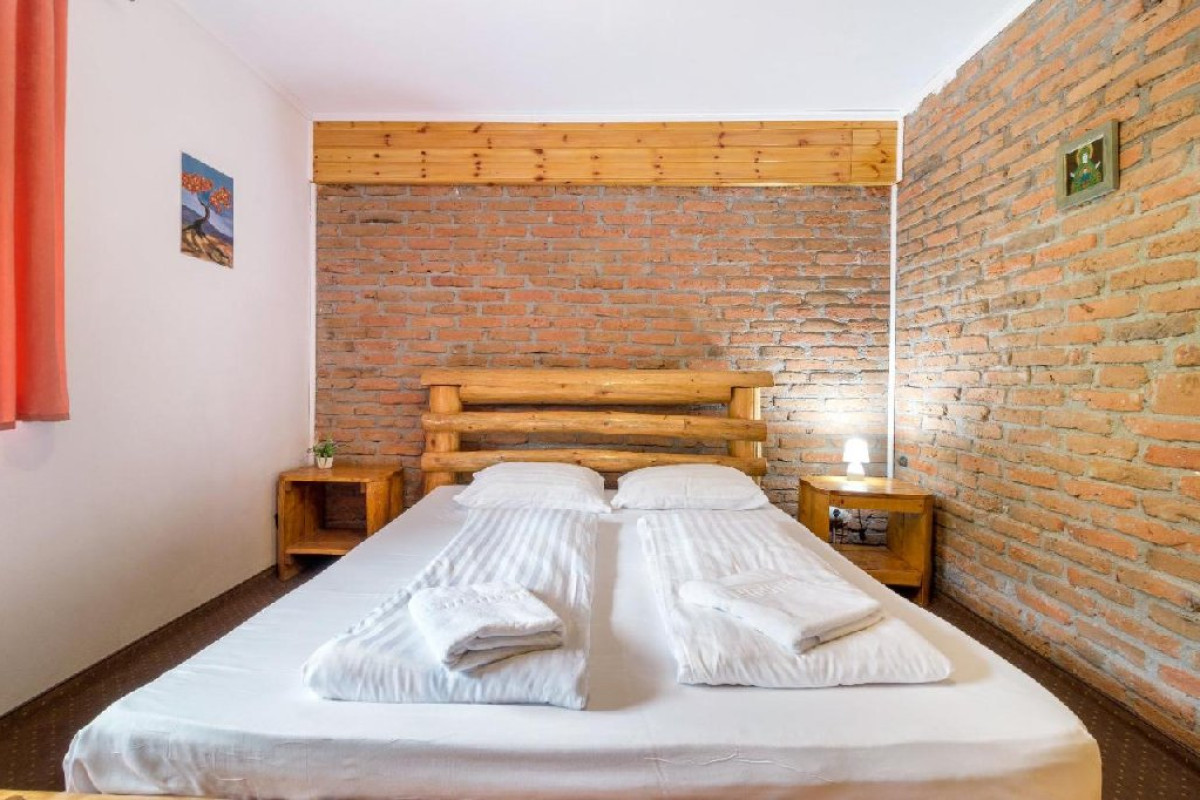 . Hotel Craiul Crailor