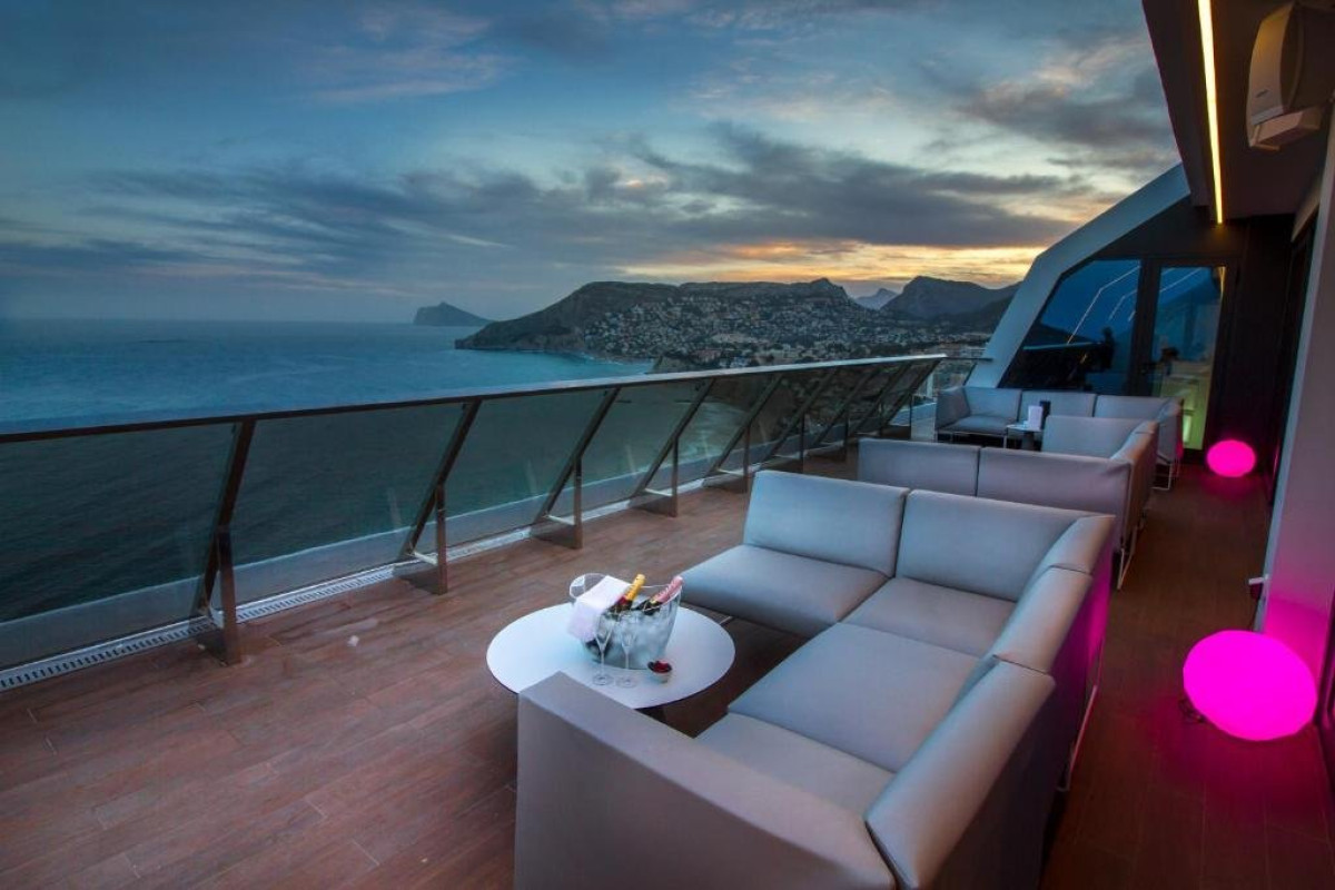 Suitopia Sol y Mar Suites (Calpe)