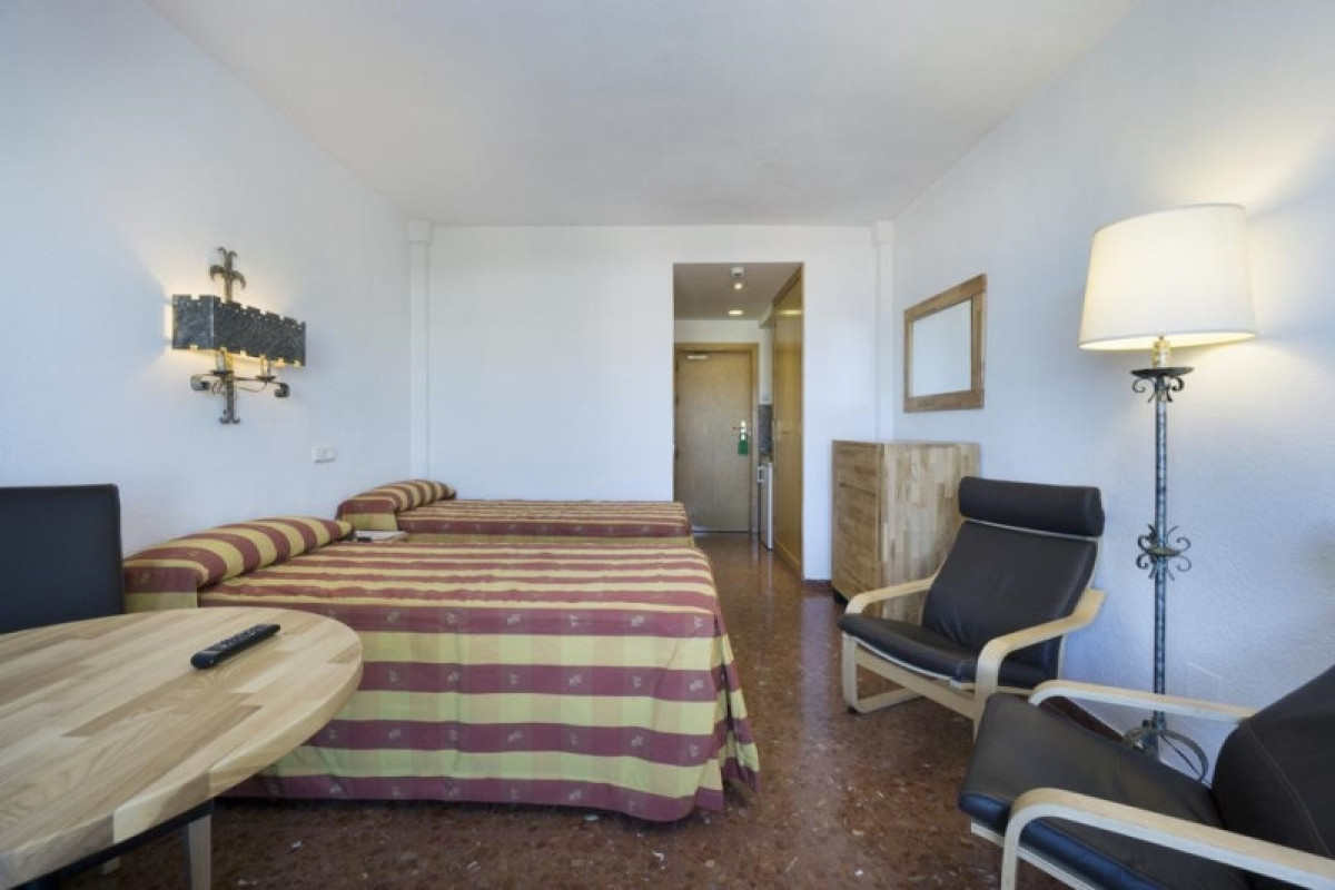 APARTAMENTOS BAJONDILLO