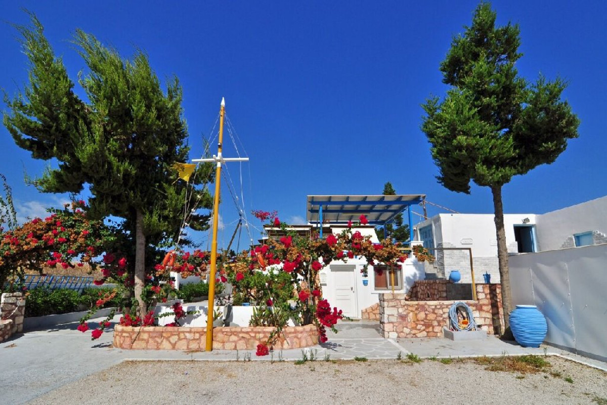 Aphrodite Studios - Adamas (Milos)
