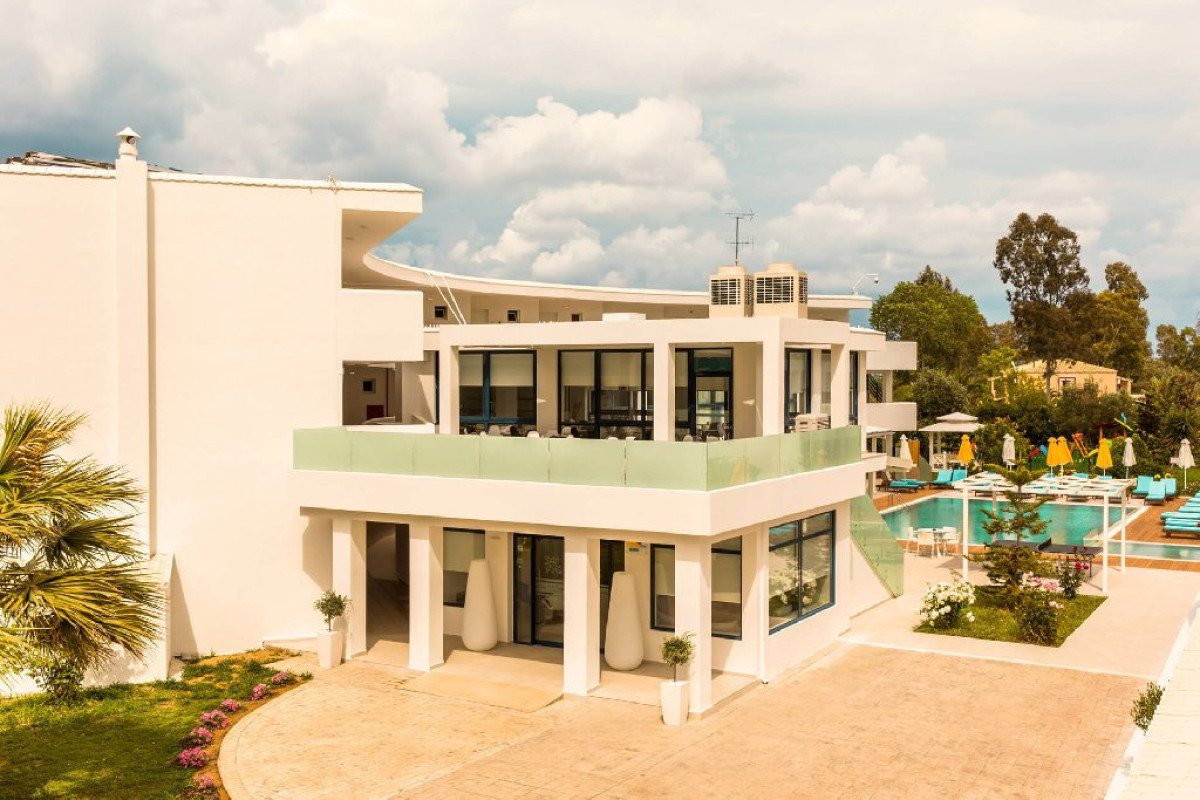 Nasos Hotel and Resort (Moraitika)