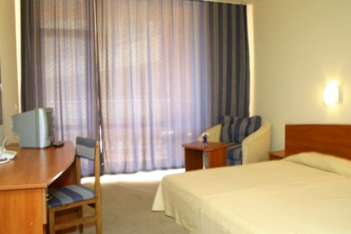 SUN PALACE CLUB HOTEL