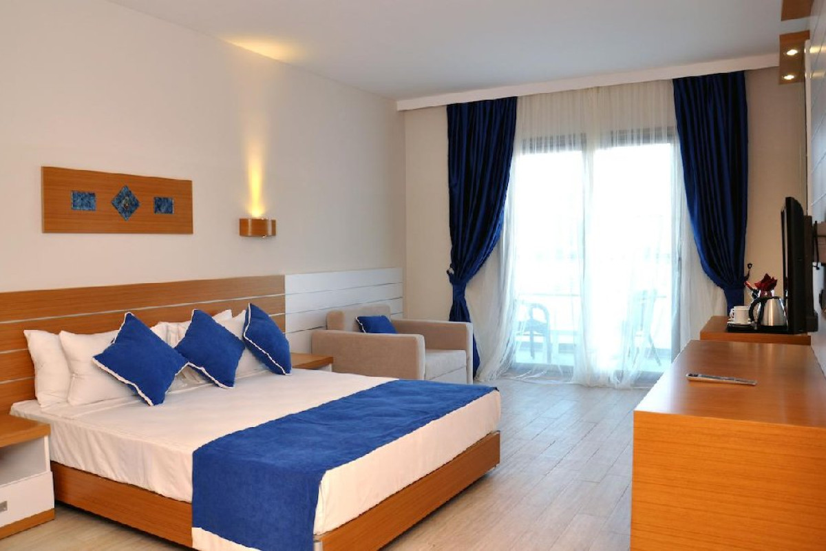 JASMIN BEACH HOTEL