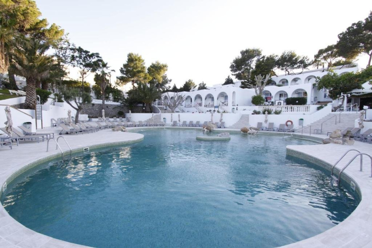 PORTINATX BEACH CLUB HOTEL