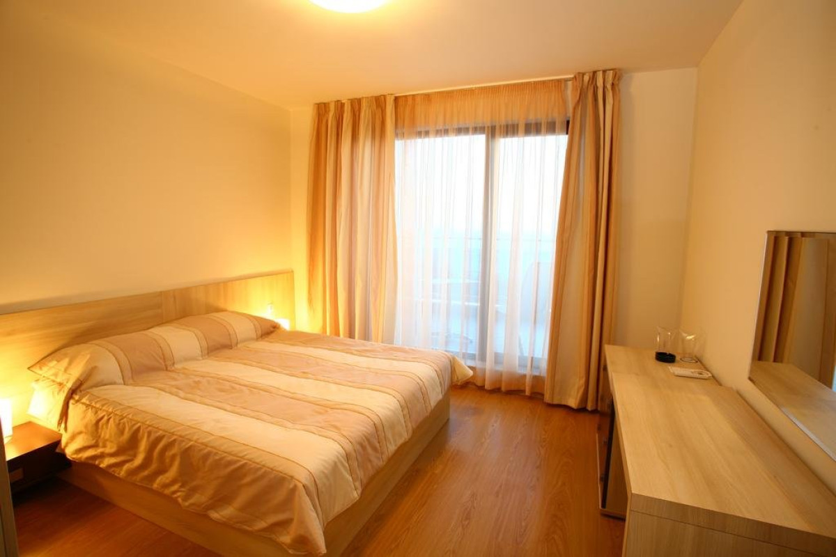 Royal Cove ApartHotel