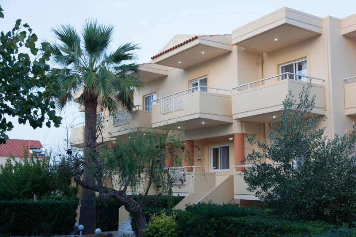 Blue Sky Apartments - Agia Marina