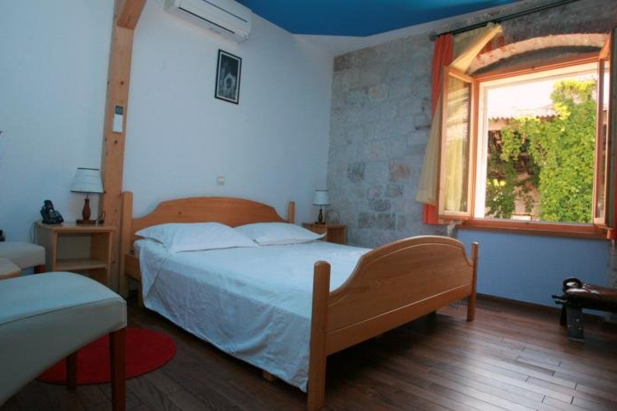 Hotel Tragos (Trogir)