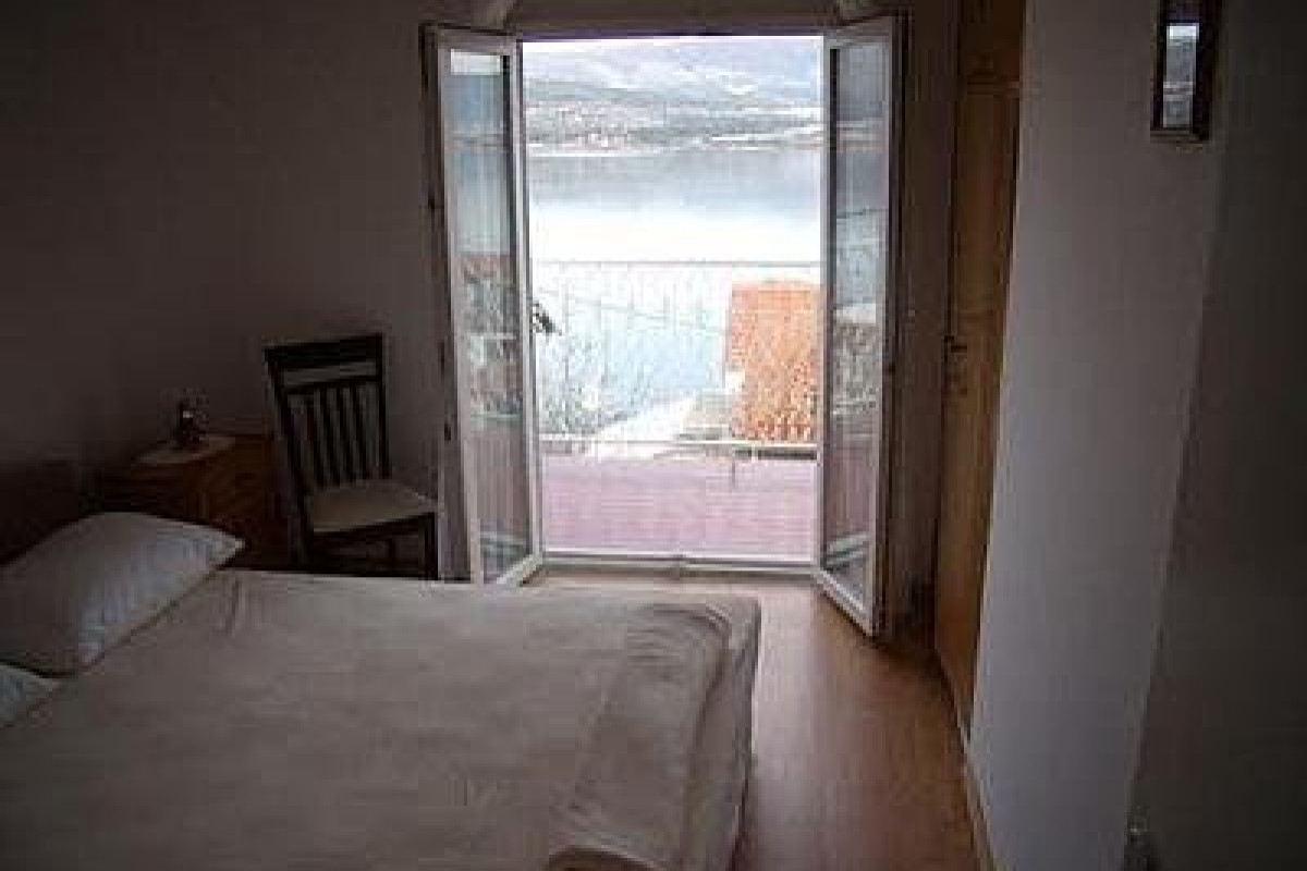 MARE LAURA private house (Trogir)
