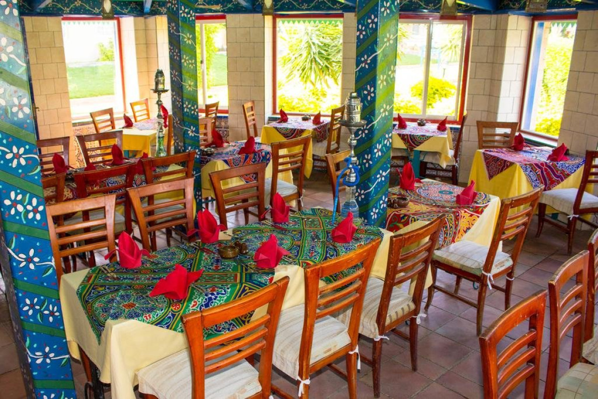 GOLDEN BEACH RESORT