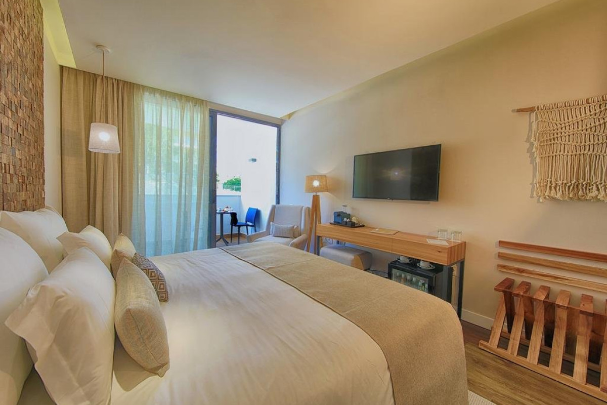 Jupiter Marina (Adults Only)