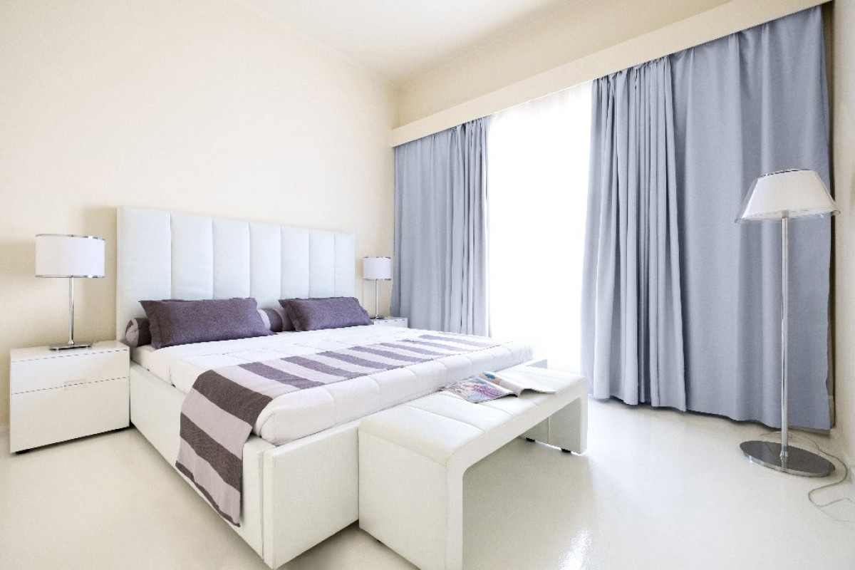 Mr and Mrs White Crete Boutique Lounge (K)