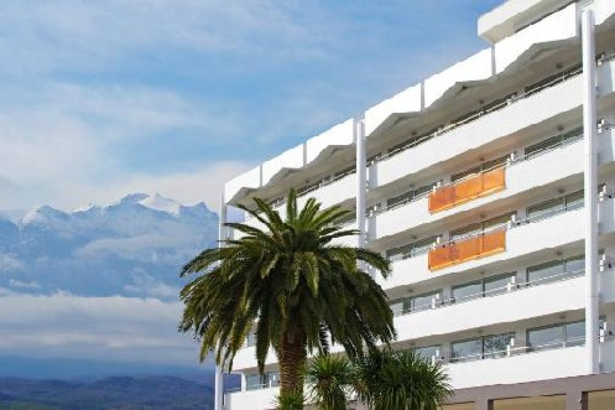 Cronwell Platamon Resort (PLATAMONAS)
