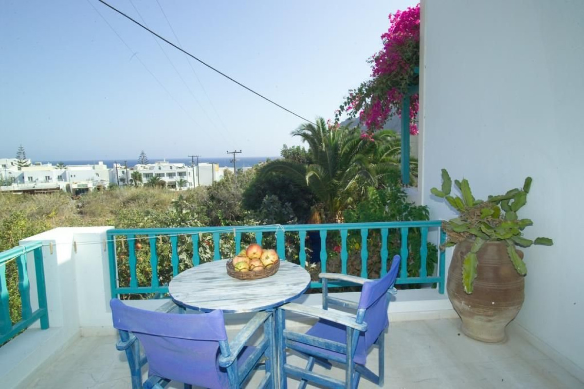 Andreas Hotel (Kamari Santorini)