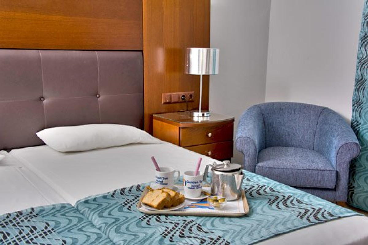Golden Sun (Suites) Resort - adults only (Kalamaki)