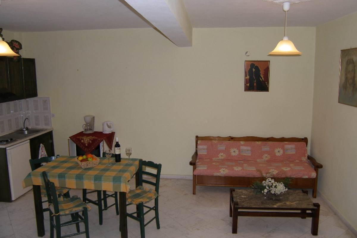 Elektra Apartments and Studios, Petra
