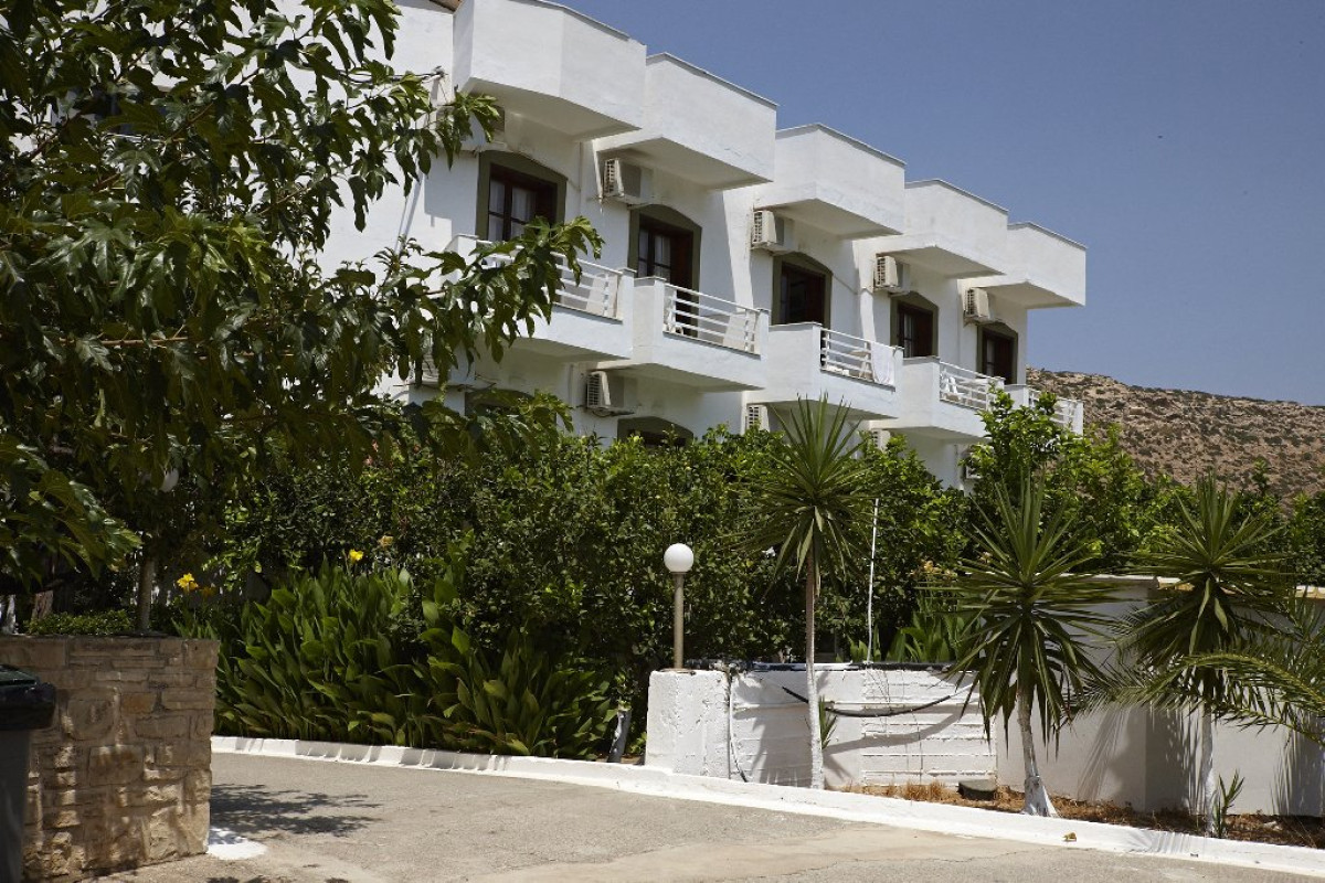 ELEA TERRA HOTEL