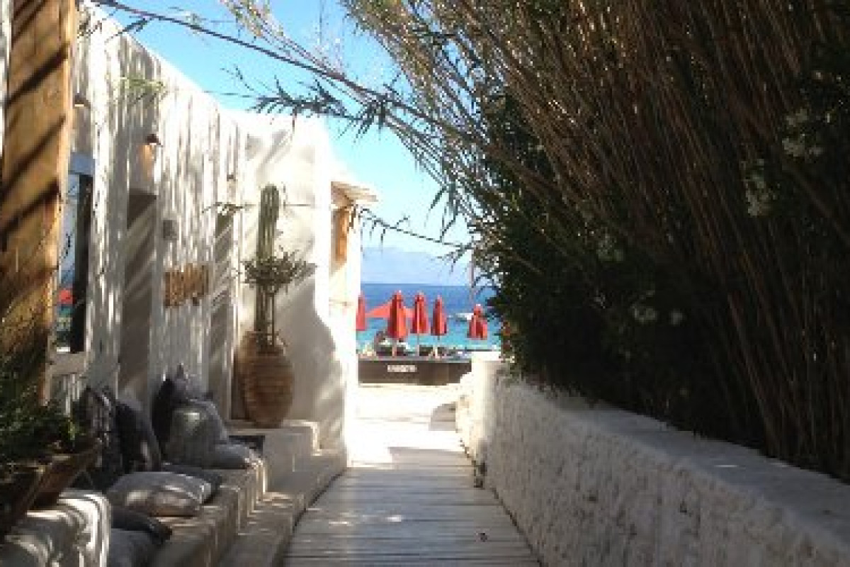 Sea Side Cottage