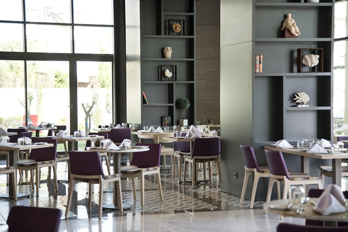 ACANTHUS CENNET BARUT COLLECTION