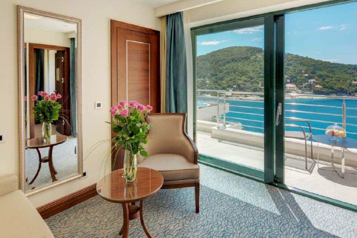 Hotel More (Dubrovnik)