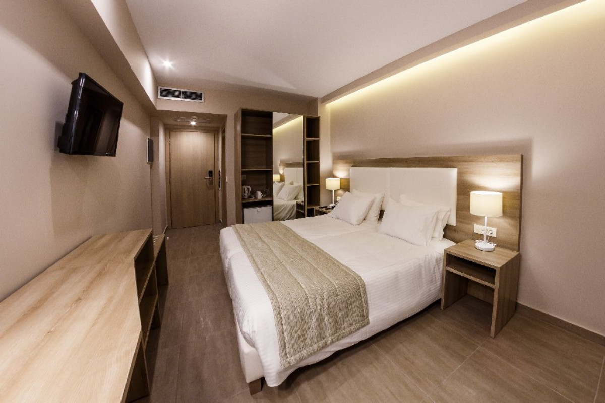Porto Planos Beach Hotel