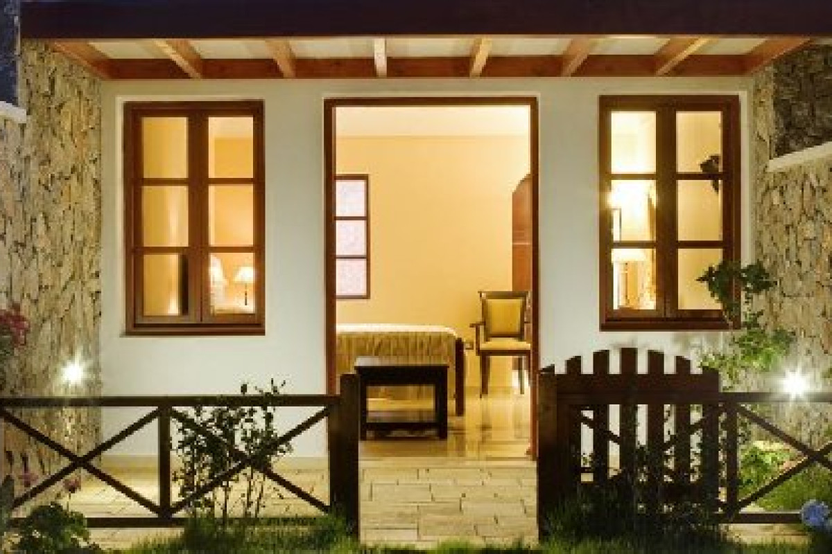 MAISON DES LYS LUXURY SUITES