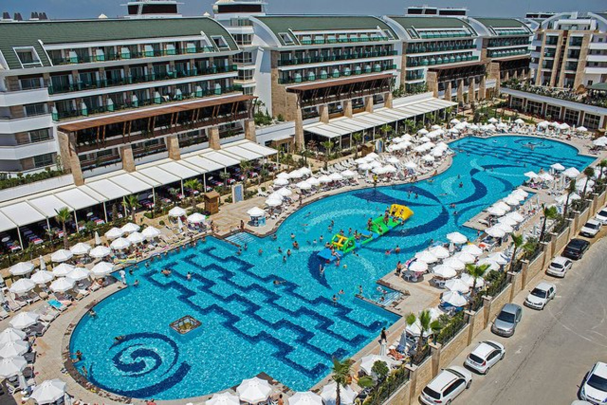 CRYSTAL WATERWORLD RESORT SPA