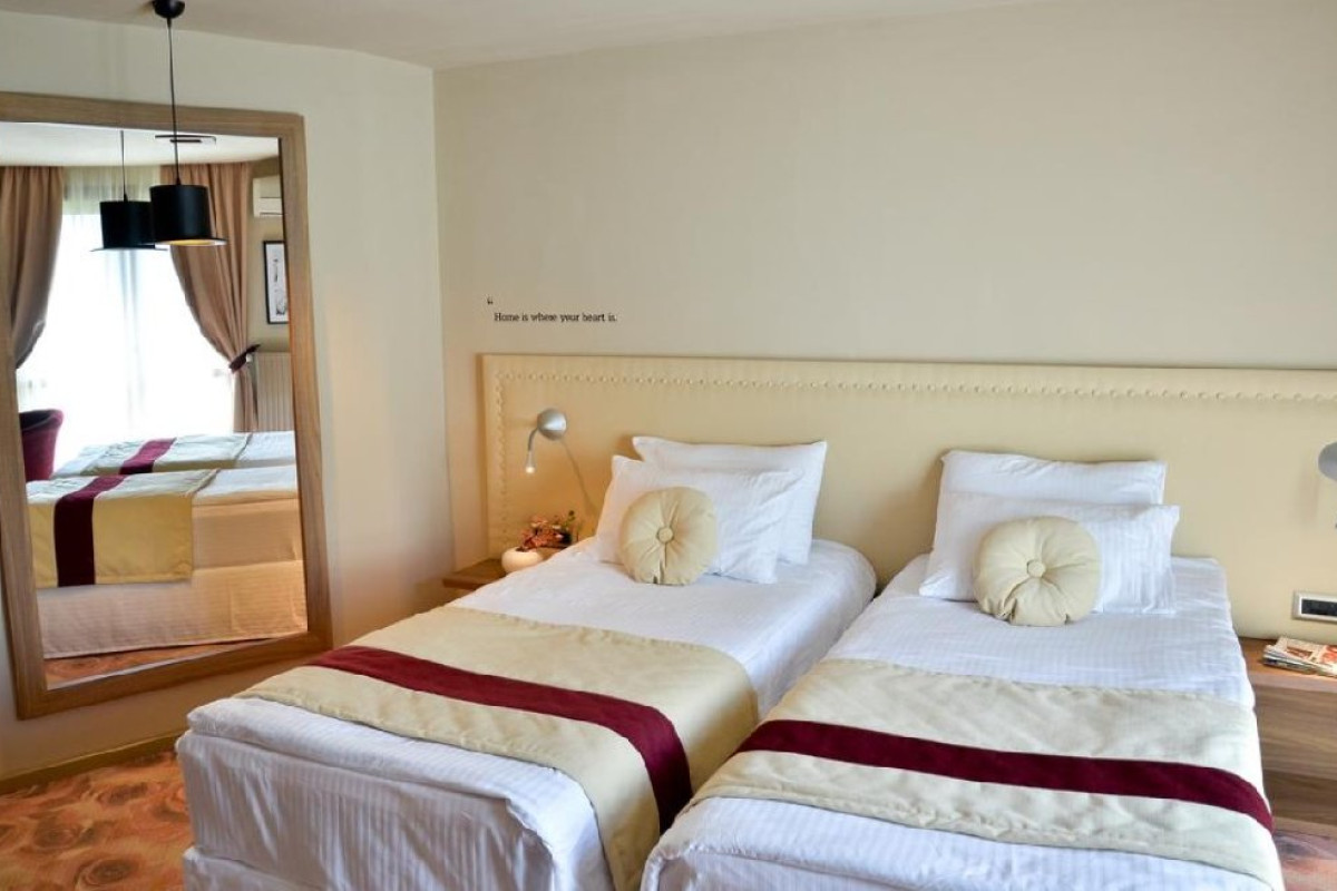 Hotel Capitolina City Chic