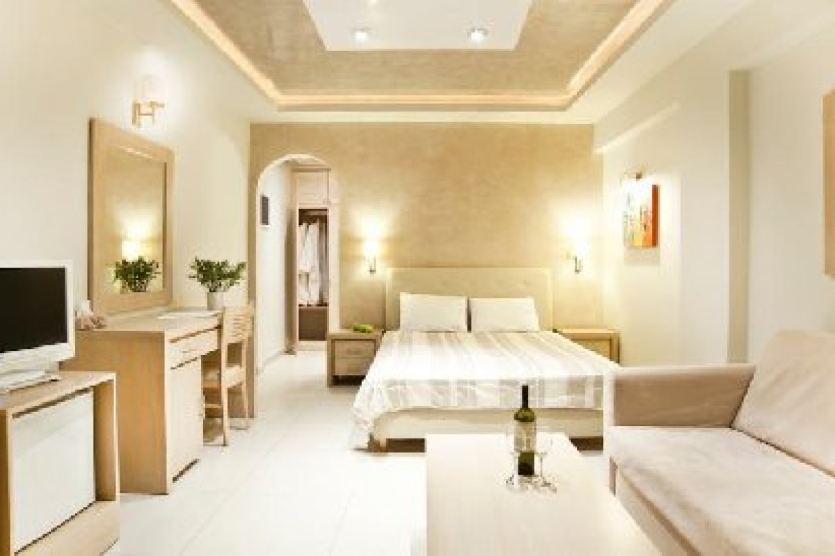 Petit Palace (Agia Irini - Fira - Santorini)