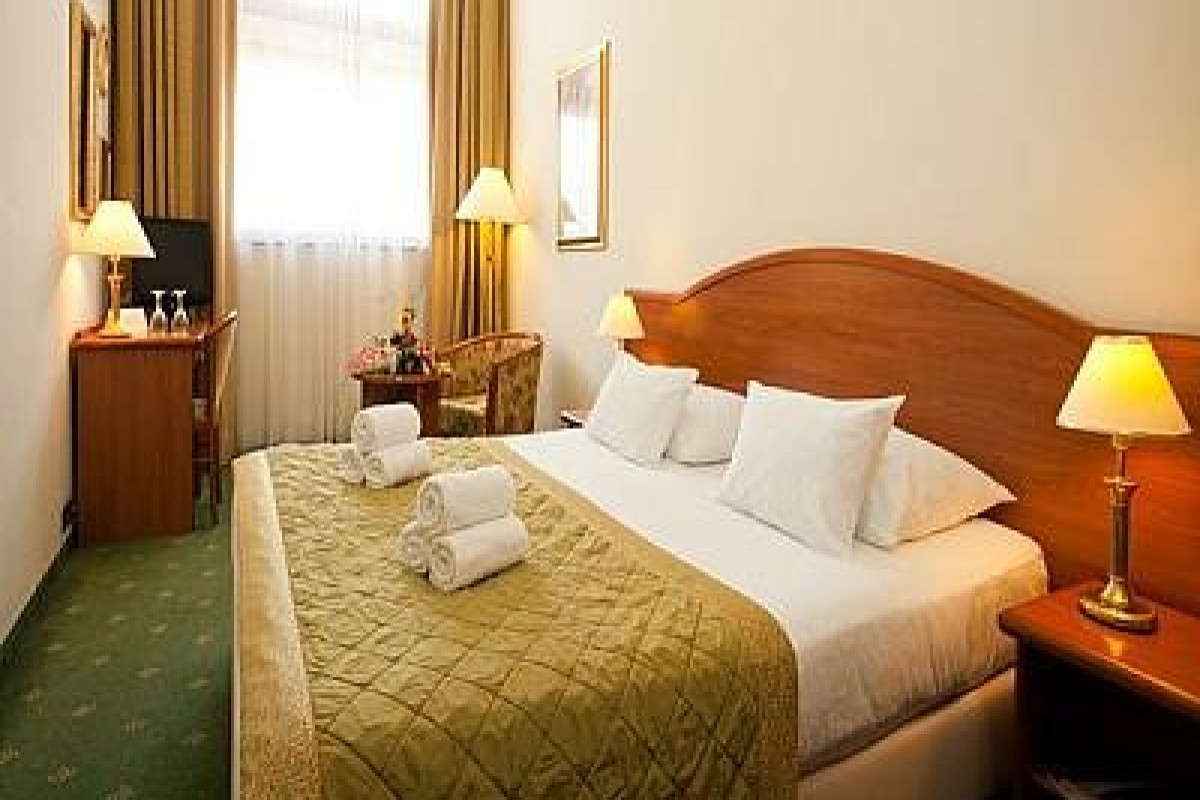 Hotel GLOBO (Split)