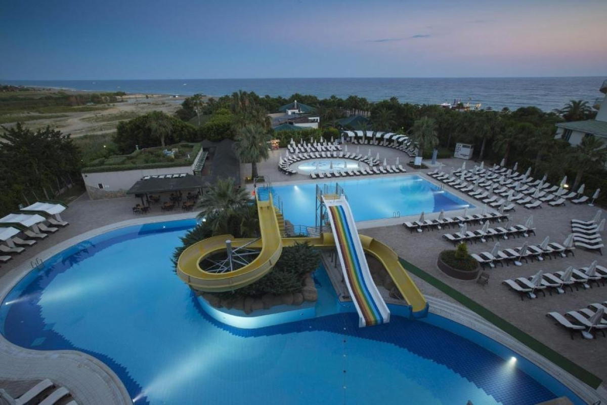 WASHINGTON RESORT