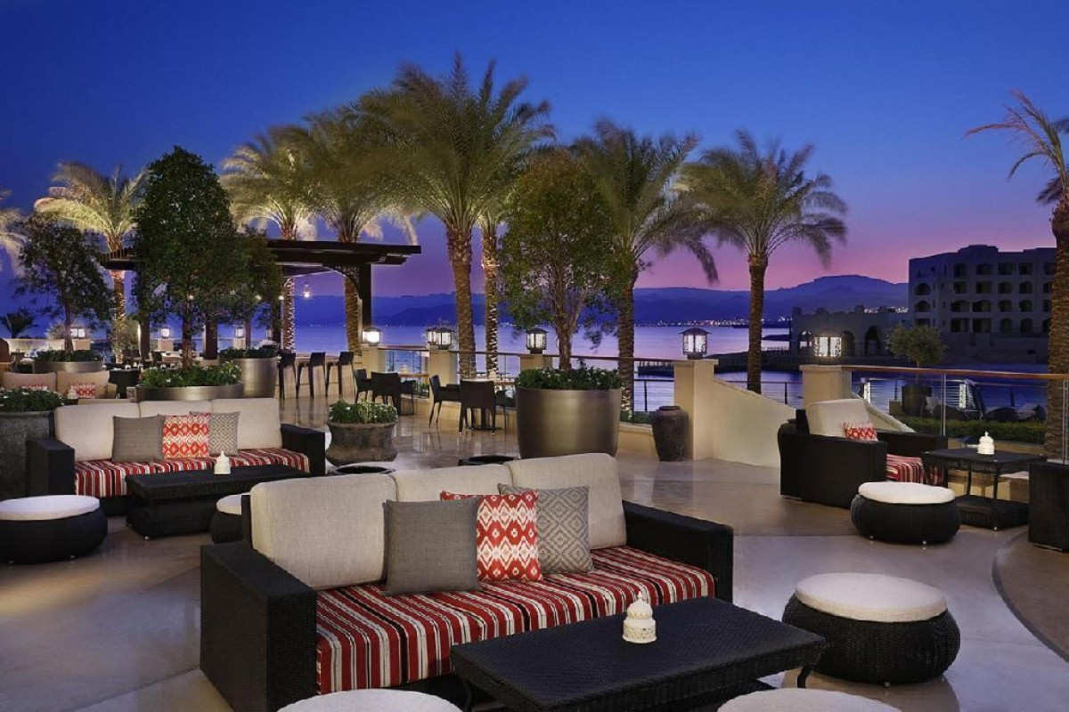 Al Manara Luxury Hotel