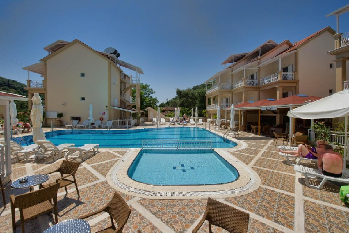 Elena Hotel - Apartments (Parga)