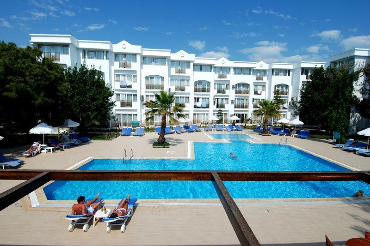 MAYA WORLD GOLF HOTEL