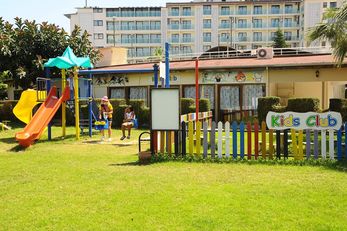 SOLIVIA HOTEL