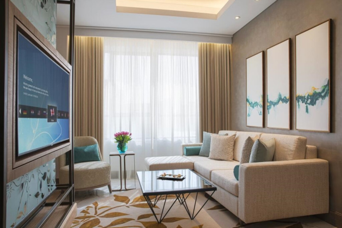 Al Jaddaf Rotana Suite Hotel
