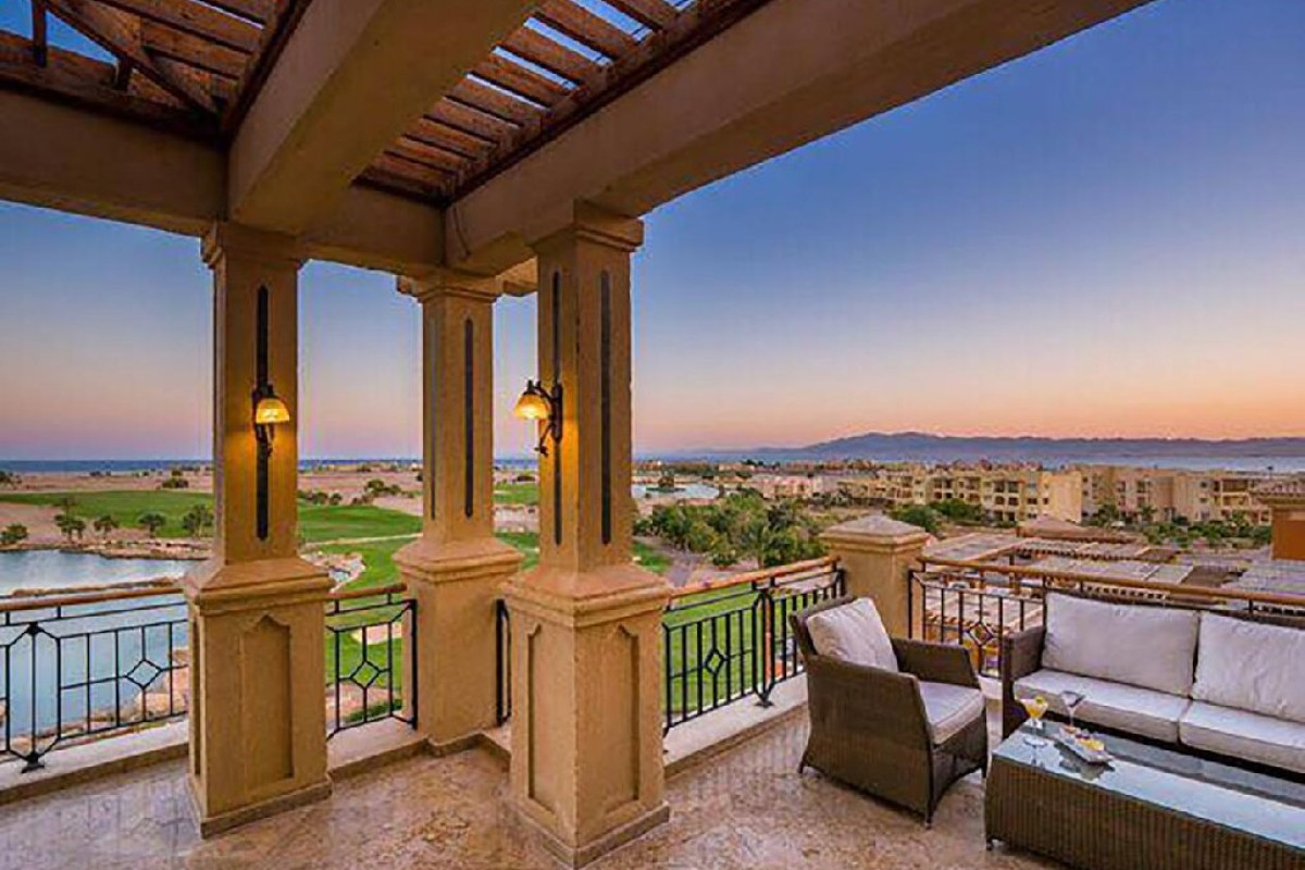 THE CASCADES GOLF RESORT SPA