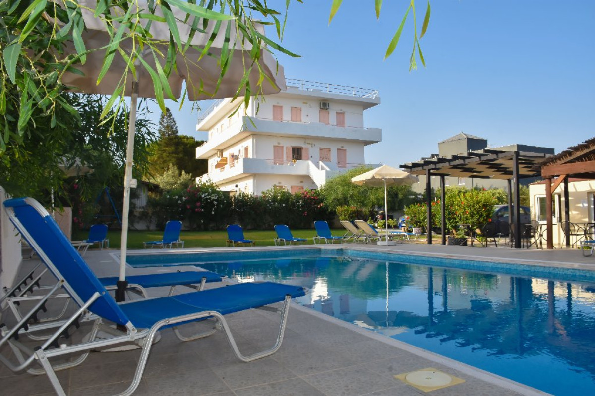 ELEONORA ANISSARAS HOTEL