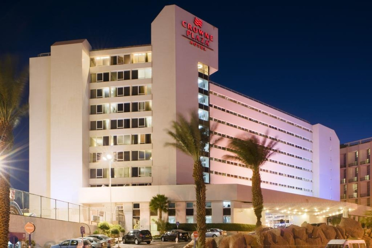 CROWNE PLAZA