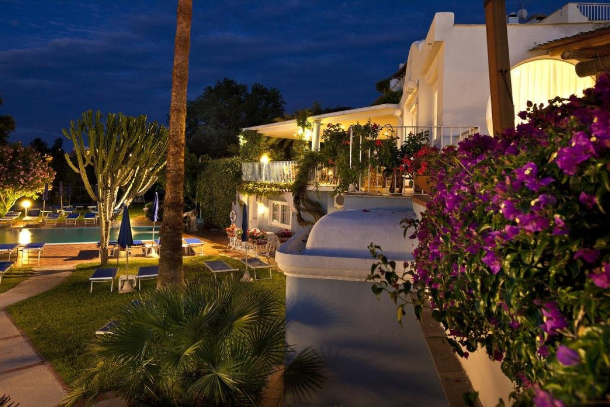 Continental Mare Spa