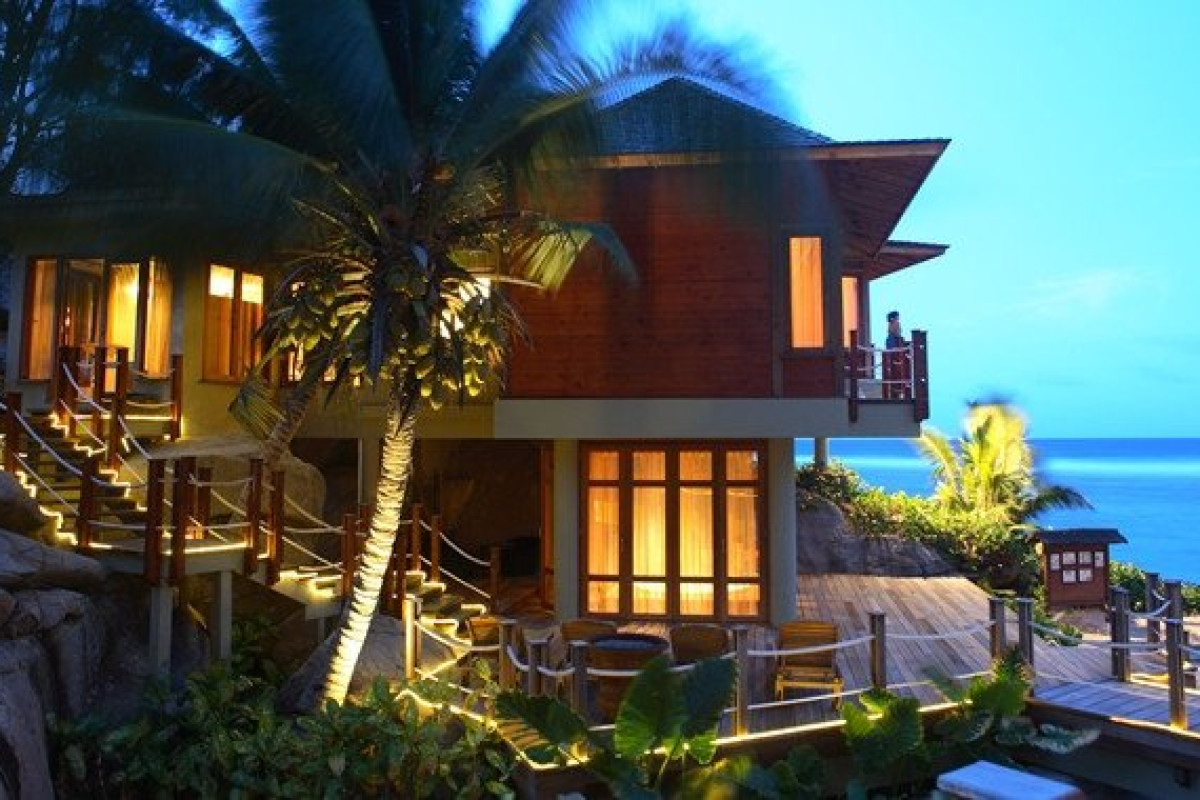 DoubleTree by Hilton Seychelles Allamanda Resort (LV)
