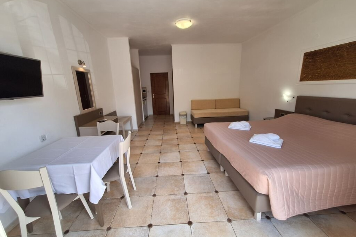 Perla Beach - Agia Marina