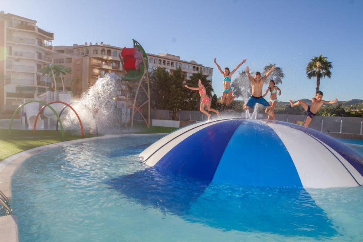Suitopia Sol y Mar Suites (Calpe)
