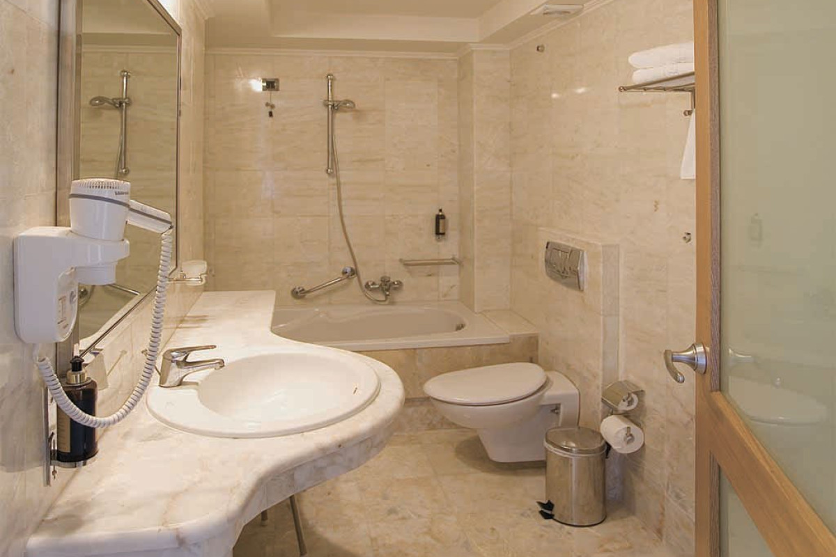Miramare Hotel (Eretria)