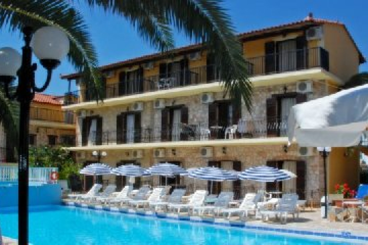Two Brothers Studios (Kalamaki) recomandat 3*