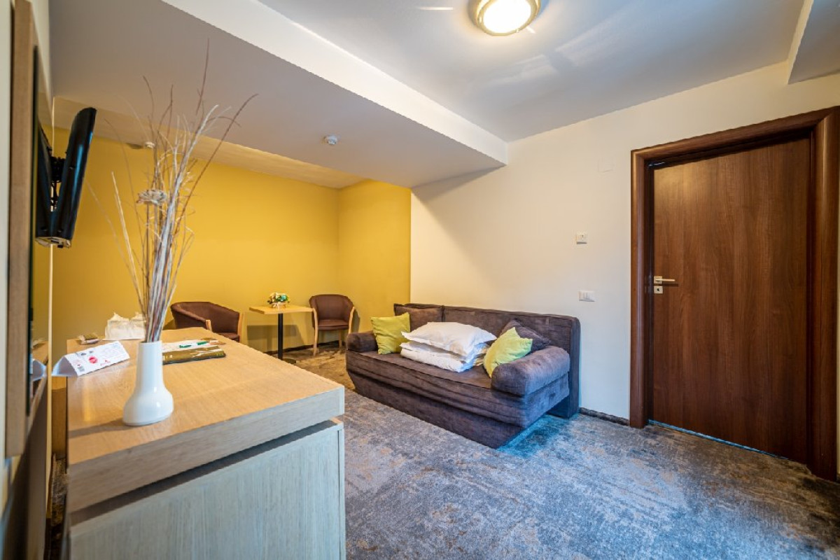 Hotel ESCALADE