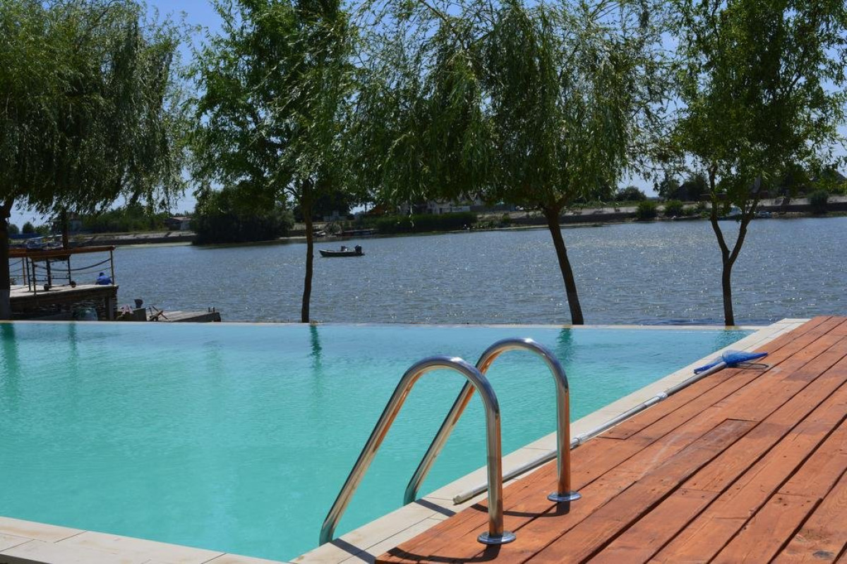 Paradise Delta House